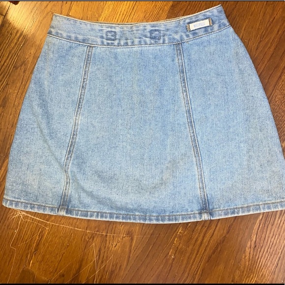 Brandy Melville Denim Skirt - Picture 2 of 7